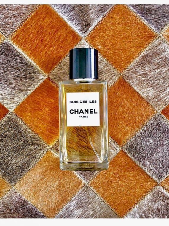 美品 CHANEL BOIS DES ILES ボワ デ ジル EDT 30ml - 香水